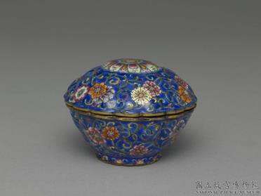 图片[2]-Copper-body painted enamel box with chrysanthemum petal design, Qing dynasty, Qianlong reign (1736-1795)-China Archive